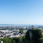 Maison Valmer - Le Negociant, Elegant F2 Classe 4 Etoiles