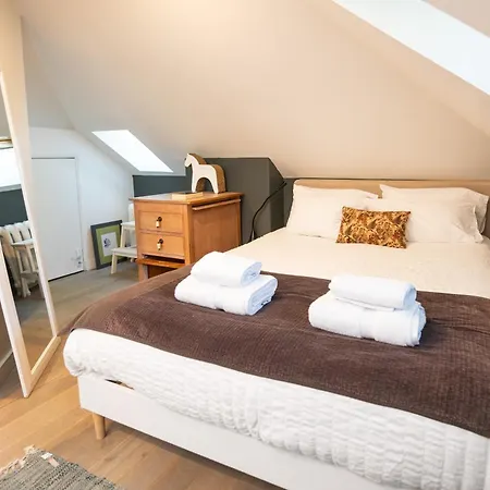 Maison Valmer - Le Negociant, Elegant F2 Classe 4 Etoiles Apartment